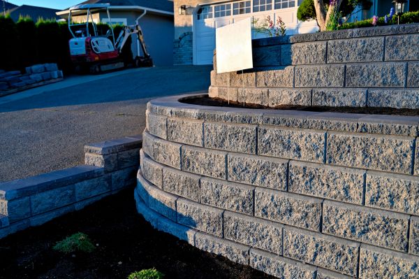 Stone Retaining Wall Repair in Sarasota